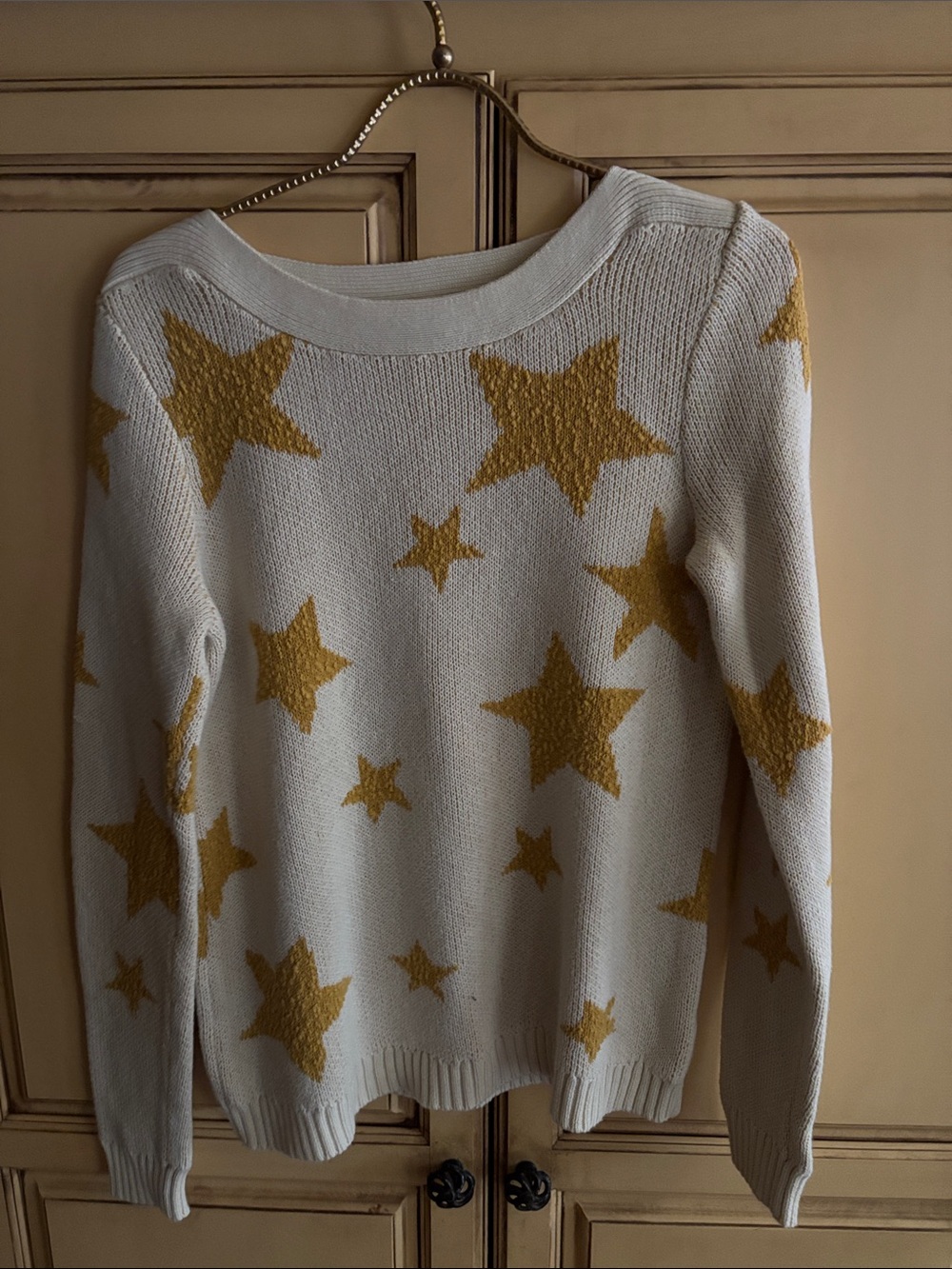White Star-Print Crewneck Sweater in Mustard
